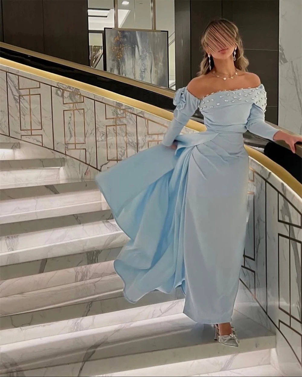 Элегантное вечернее платье из синего джерси по индивидуальному заказу, вечерние платья с вырезом лодочкой и длинными рукавами, нежное прямое платье для выпускного вечера с кристаллами
Элегантное вечернее платье из синего джерси по индивидуальному заказу, вечерние платья с вырезом лодочкой и длинными рукавами, нежное прямое платье для выпускного вечера с кристаллами