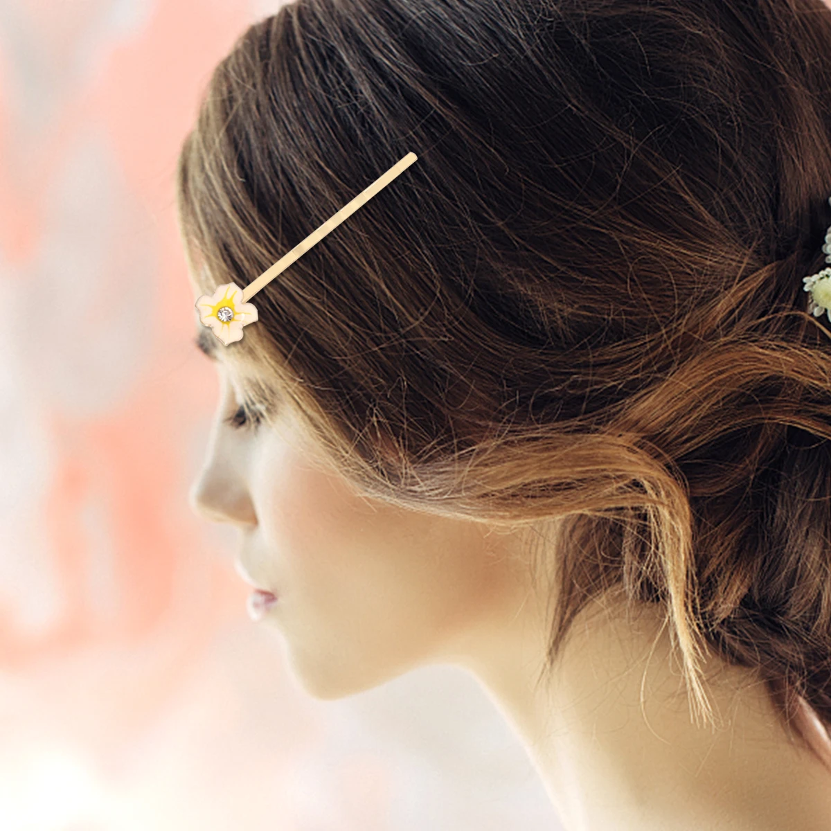 5 Pcs Retro Hair Clip Set Fashionable Rhinestone Bang Clips Accessories Women Exquisite Flower Hairpins Long Term Durable
5 Pcs Retro Hair Clip Set Fashionable Rhinestone Bang Clips Accessories Women Exquisite Flower Hairpins Long Term Durable