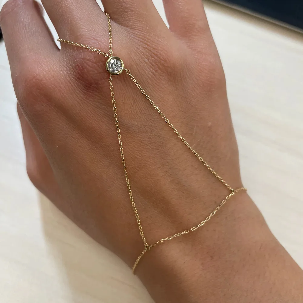 Gold Plated Luxury Zircon Finger Bracelets for Women Delicate Stainless Steel Hand Chain Bracelet 2025 Fashion Party Jewelry
Gold Plated Luxury Zircon Finger Bracelets for Women Delicate Stainless Steel Hand Chain Bracelet 2025 Fashion Party Jewelry