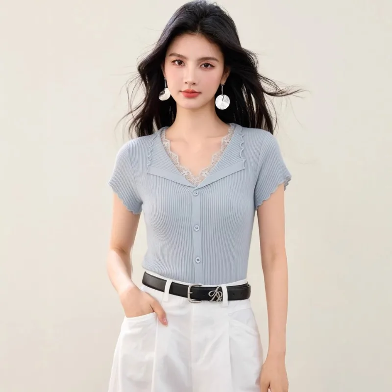 Elegant Women Summer Lace Patchwork Lapel Ribbed Knit Short Sleeve Slim Fit Basic Tops
Elegant Women Summer Lace Patchwork Lapel Ribbed Knit Short Sleeve Slim Fit Basic Tops