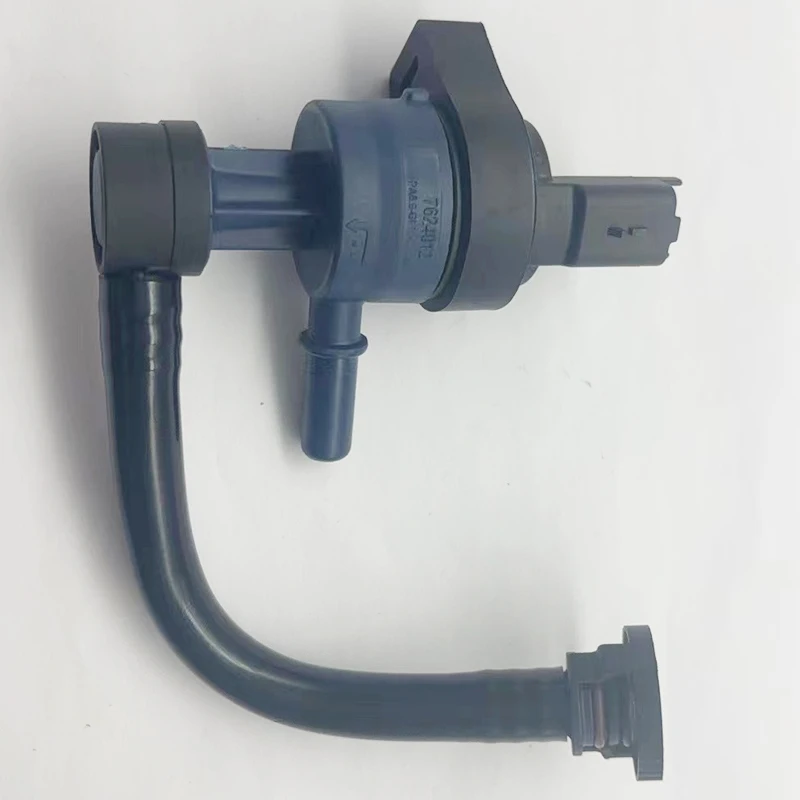 13907609520 Fuel Tank Breather Valve For BMW 1 Series F20 F21 For 3 Series F30 Fuel Tank Ventilation Valve With Pipe 7609520
13907609520 Fuel Tank Breather Valve For BMW 1 Series F20 F21 For 3 Series F30 Fuel Tank Ventilation Valve With Pipe 7609520