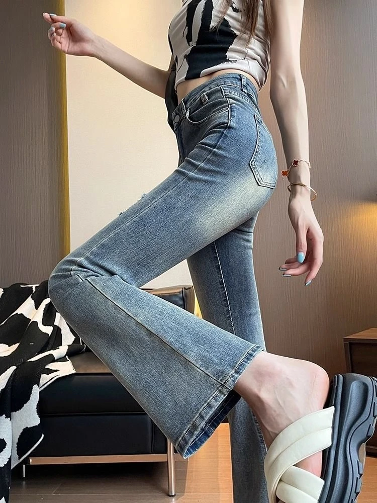 Women's Vintage Distressed Flare Jeans Summer Thin High Waist Cropped Hem Bootcut Pants Petite Casual Streetwear 2026
Women's Vintage Distressed Flare Jeans Summer Thin High Waist Cropped Hem Bootcut Pants Petite Casual Streetwear 2026