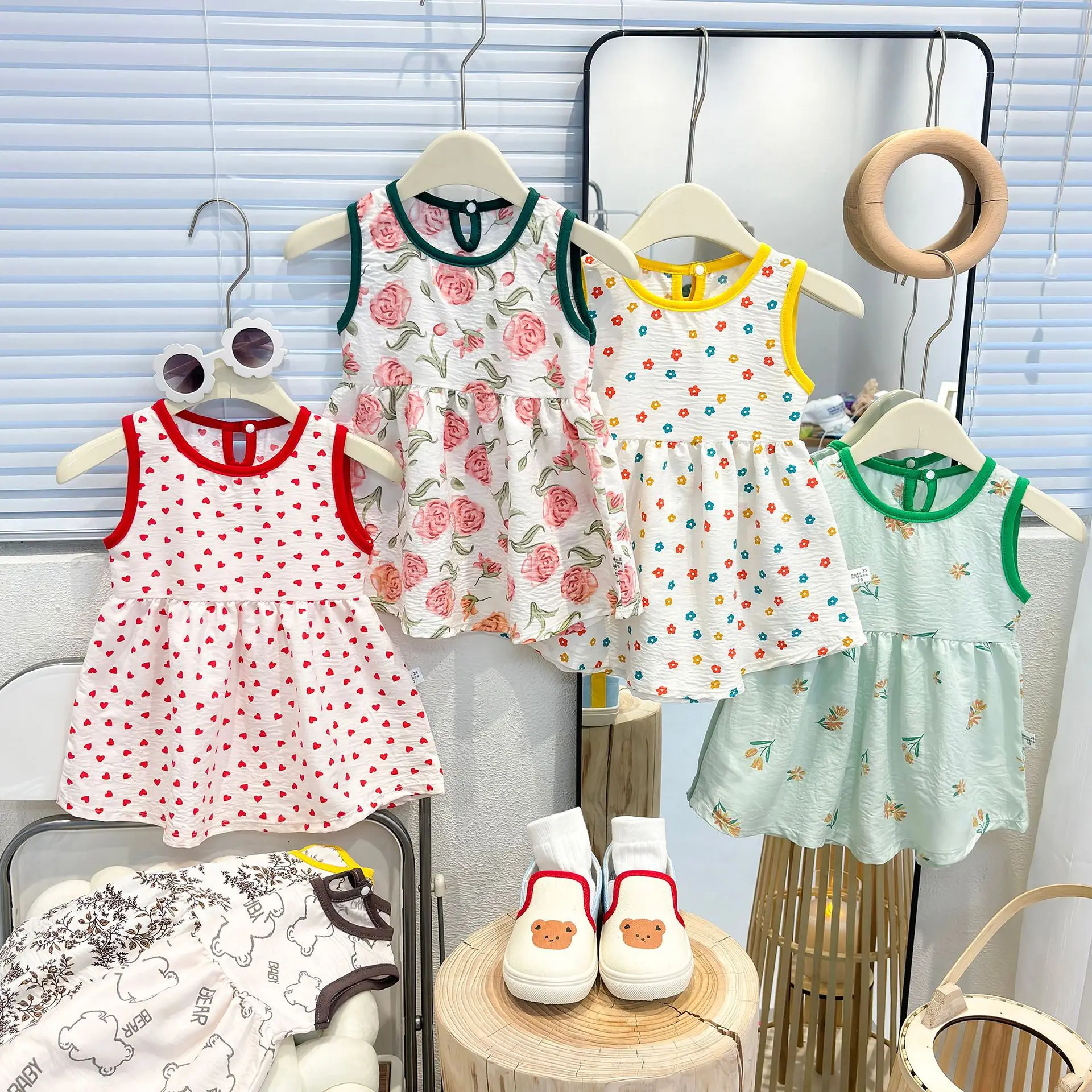 2026 New Vest Skirt Baby Girl Casual Suspender Children Floral Dress Little Girl Korean Princess Dress
2026 New Vest Skirt Baby Girl Casual Suspender Children Floral Dress Little Girl Korean Princess Dress