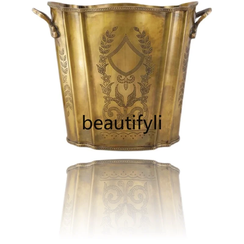 Brass wine barrel retro hand-carved red wine ice bucket champagne light luxury retro bar decoration
Brass wine barrel retro hand-carved red wine ice bucket champagne light luxury retro bar decoration