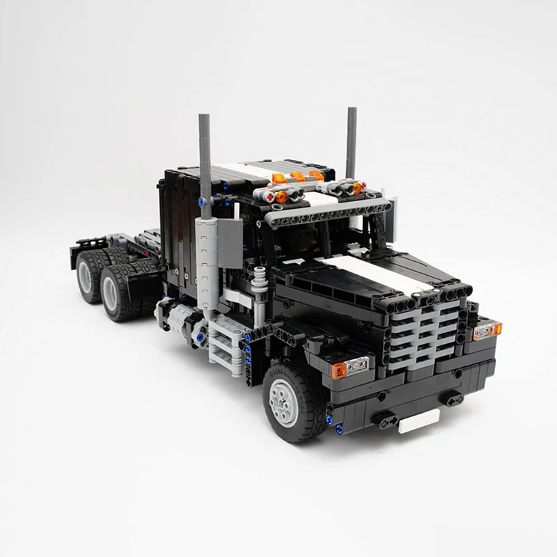 1576PCSUS Truck ´70s MOC DIY Model Building Blocks – Classic US Big Rig with Detai Diesel Engine Bay
1576PCSUS Truck ´70s MOC DIY Model Building Blocks – Classic US Big Rig with Detai Diesel Engine Bay