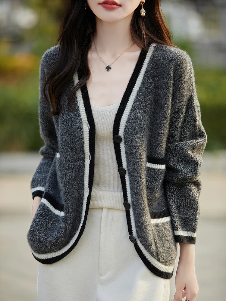 Spring Autumn Winter Women V-neck Cardigan Sweater 100% Merino Wool Knitwear Soft Basic Coat Shirt Korean Popular Clothes Coat
Spring Autumn Winter Women V-neck Cardigan Sweater 100% Merino Wool Knitwear Soft Basic Coat Shirt Korean Popular Clothes Coat