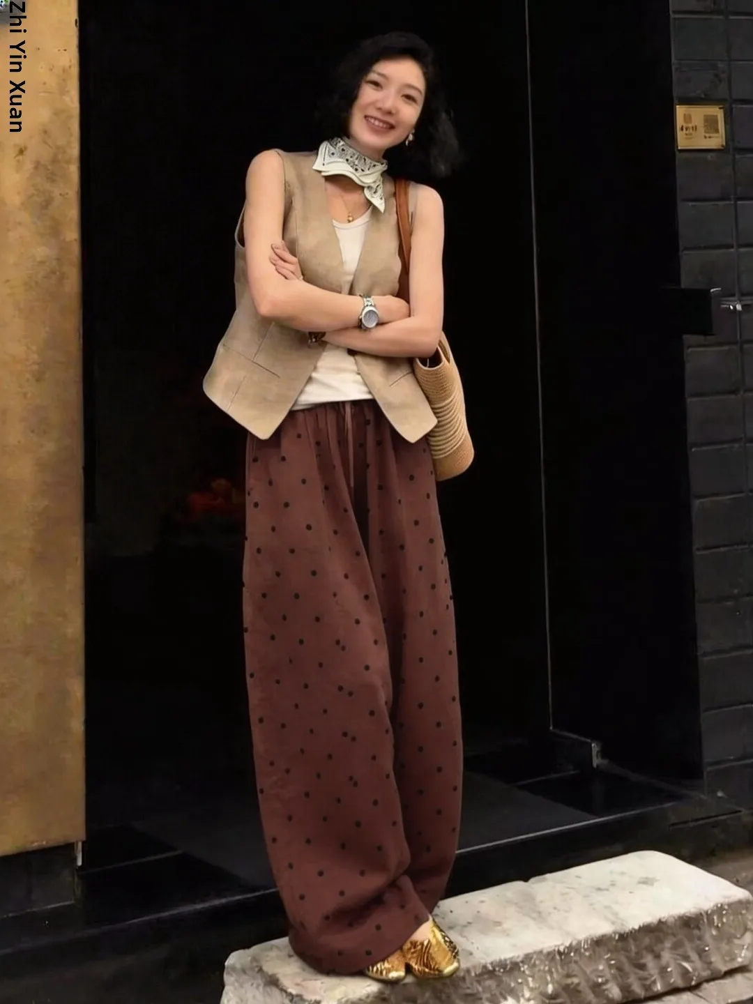 High Waist Wide Leg Pants Women's Loose Fit Casual Trousers Artistic Style Vintage Straight Leg Long Pants plus Size
High Waist Wide Leg Pants Women's Loose Fit Casual Trousers Artistic Style Vintage Straight Leg Long Pants plus Size