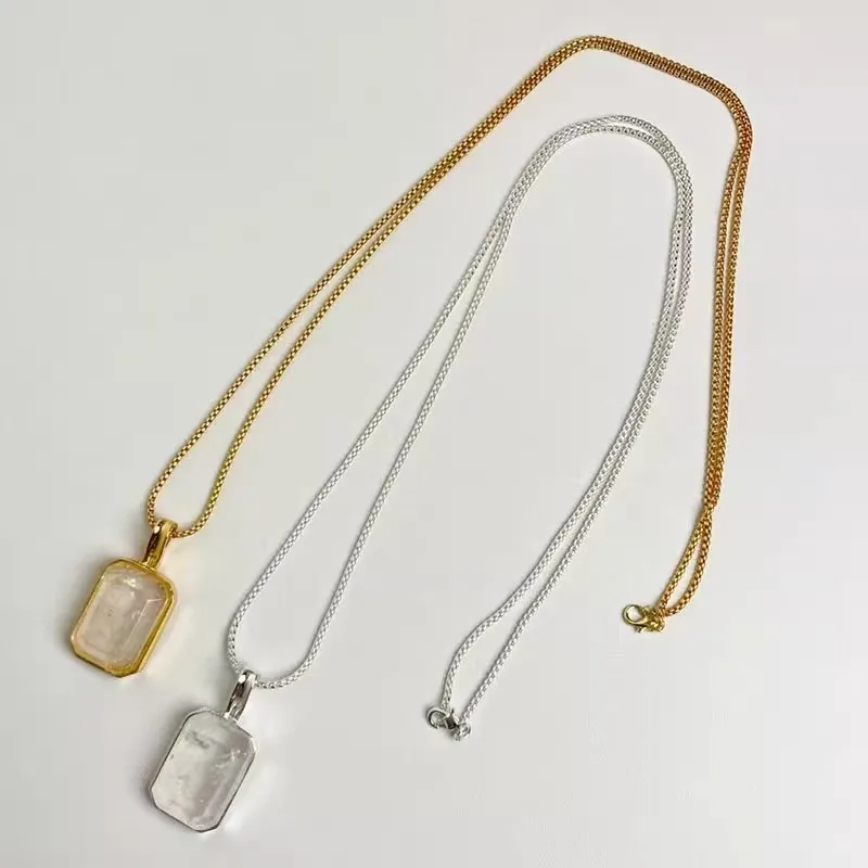 French Style Large Square Crystal Long Pendant Necklace for Women Unique Design High-End Sweater Chain Daily Party Accessory
French Style Large Square Crystal Long Pendant Necklace for Women Unique Design High-End Sweater Chain Daily Party Accessory