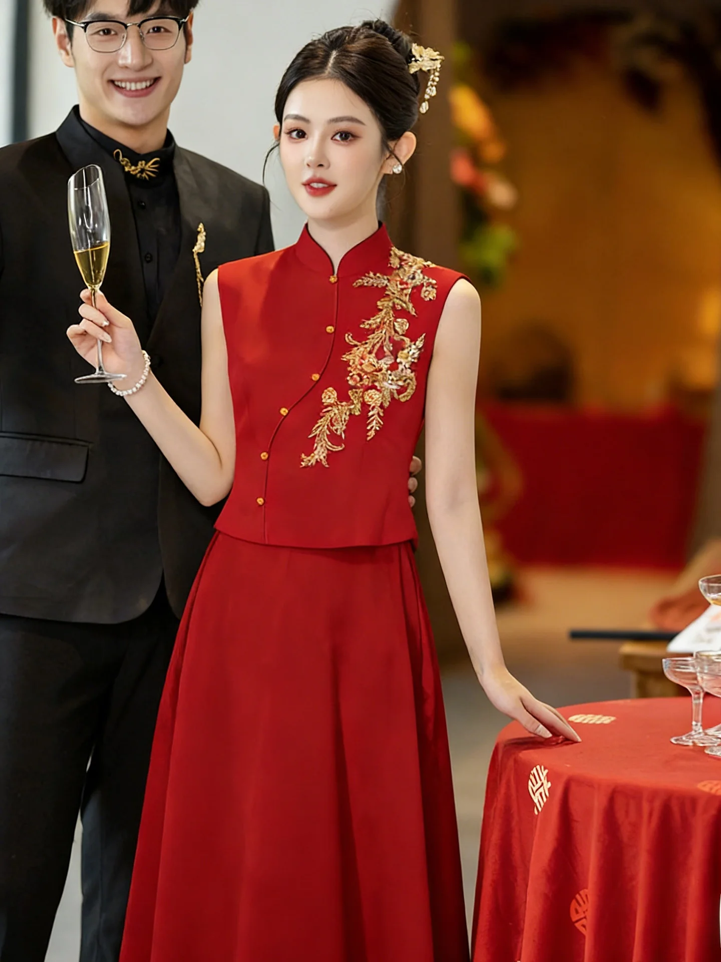Elegant Red Chinese Style Wedding Dress Suit for Women Engaged Party New Bride High End Feel Small Audience Drinking Ceremony
Elegant Red Chinese Style Wedding Dress Suit for Women Engaged Party New Bride High End Feel Small Audience Drinking Ceremony