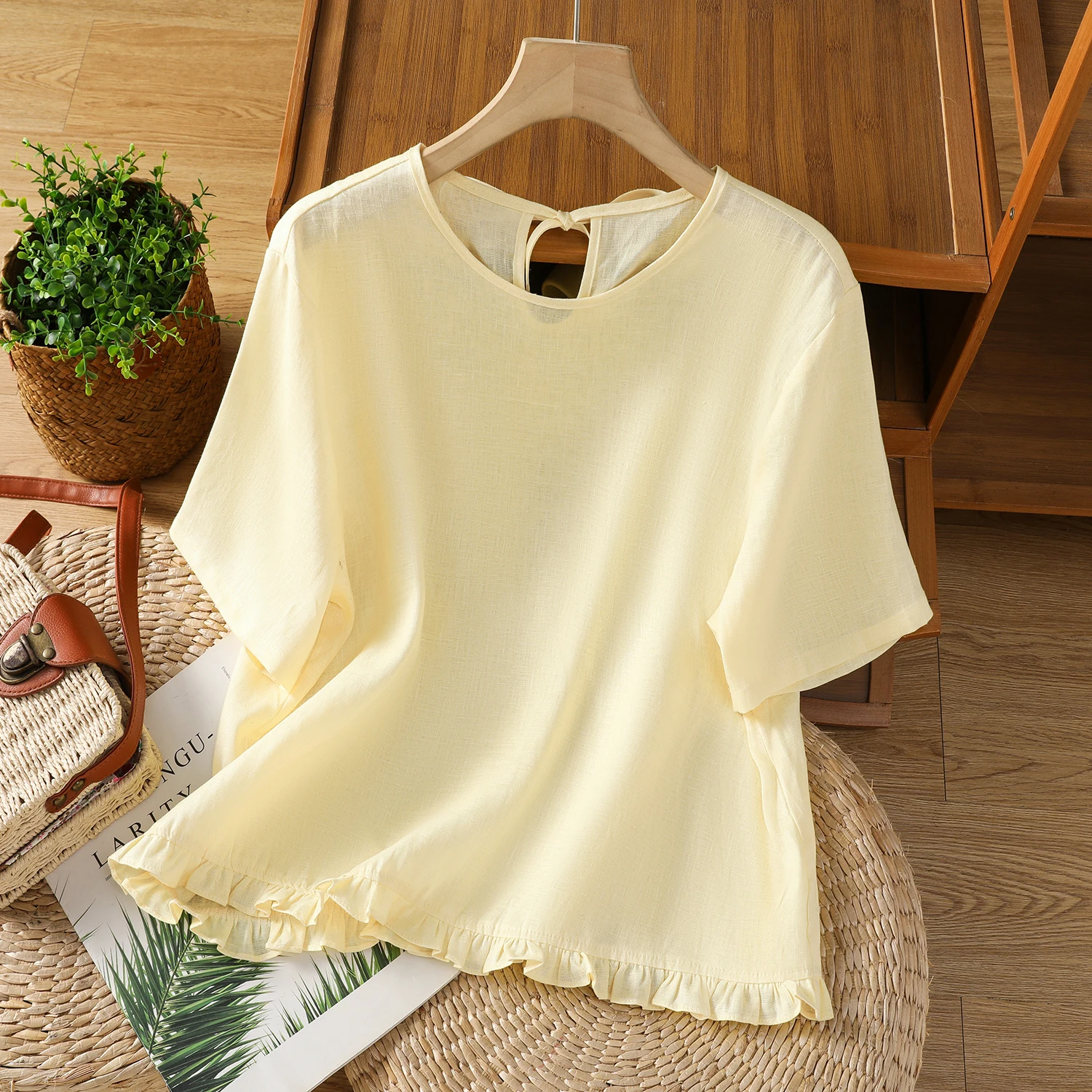 Summer Floral Lace round Neck Short Sleeve Women's Shirt Loose Linen Belted Half Sleeve Small Top Comfortable Breathable Cotton
Summer Floral Lace round Neck Short Sleeve Women's Shirt Loose Linen Belted Half Sleeve Small Top Comfortable Breathable Cotton