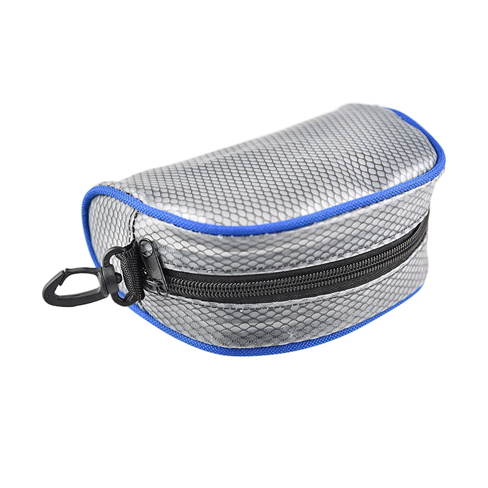 Crampon Storage Bag PVC Anti-slip Cramons Container Crampons Toothpaste Pouch for Mountaineering Zipper
Crampon Storage Bag PVC Anti-slip Cramons Container Crampons Toothpaste Pouch for Mountaineering Zipper
