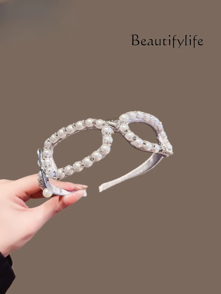 Foreign style glasses headband women go out pearl light luxury decoration dual-purpose hairpin creative versatile
Foreign style glasses headband women go out pearl light luxury decoration dual-purpose hairpin creative versatile