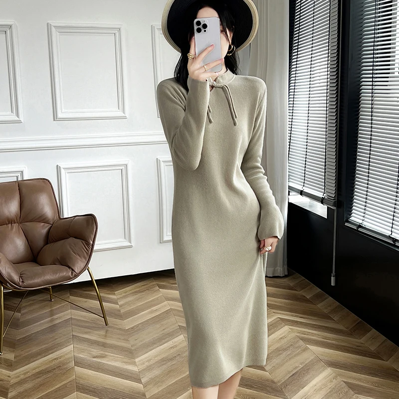 100% pure wool women's semi high neck sweater dress solid color knitted slim fit long women's pullover new dress Full sleeves 
100% pure wool women's semi high neck sweater dress solid color knitted slim fit long women's pullover new dress Full sleeves