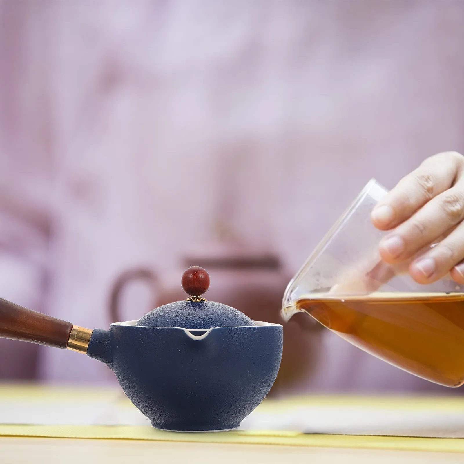 1Pcs Side Handle Ceramic Teapot Retro Handheld Tea Kettle Heat Resistant Tea Steeper for Home Office Party Gift
1Pcs Side Handle Ceramic Teapot Retro Handheld Tea Kettle Heat Resistant Tea Steeper for Home Office Party Gift