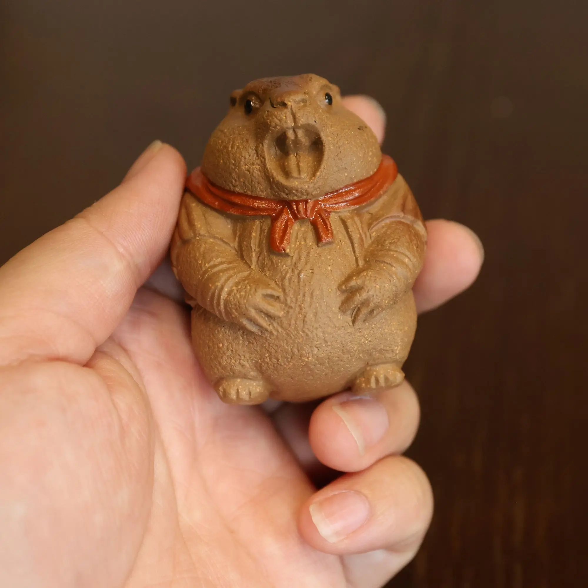 Yixing Purple Clay Pet Screaming Ground Squirrel Made From Natural Clay Fully Handcrafted Exquisite And Cute Tea Accessory
Yixing Purple Clay Pet Screaming Ground Squirrel Made From Natural Clay Fully Handcrafted Exquisite And Cute Tea Accessory