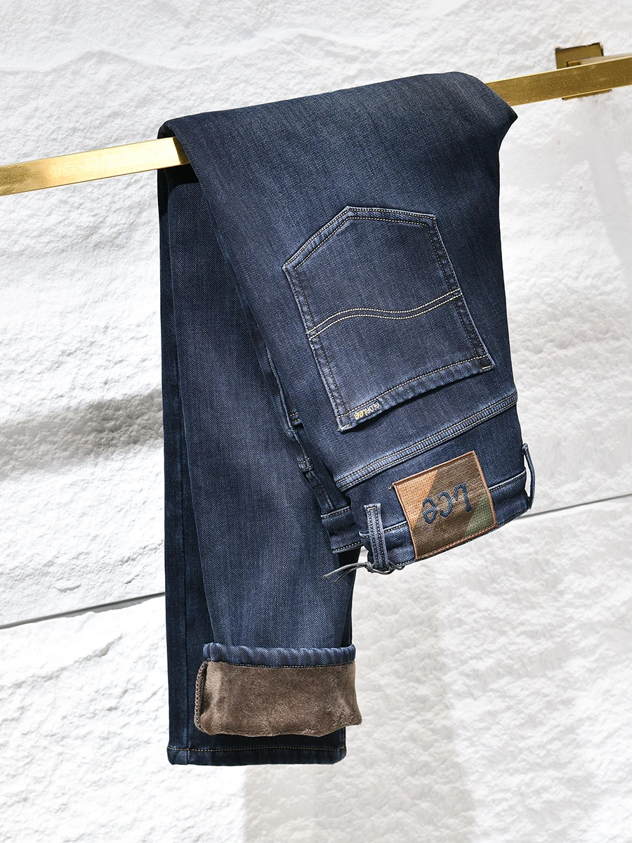 Thickened Fleece Warm Stretchable Winter Commute Casual Straight Leg Jeans Comfortable Cotton Stretch Denim Pants for Men
Thickened Fleece Warm Stretchable Winter Commute Casual Straight Leg Jeans Comfortable Cotton Stretch Denim Pants for Men