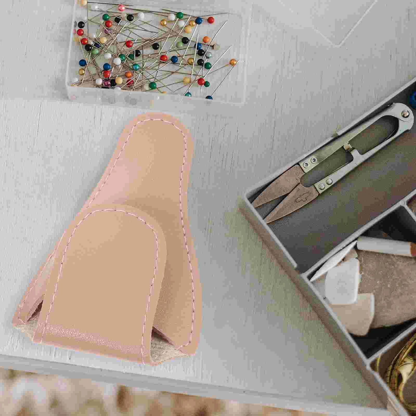 3 Pcs Protective Case for Nail Clippers Brackets Scissor Pouch Pedicure Bag Scissors Set Pu Manicure Holder
3 Pcs Protective Case for Nail Clippers Brackets Scissor Pouch Pedicure Bag Scissors Set Pu Manicure Holder