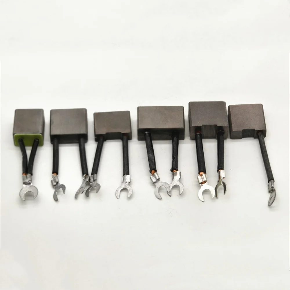Longgong forklift carbon brush low copper 18X40X40 semi-copper 12.5X32X30 copper-containing carbon brush 2PCS
Longgong forklift carbon brush low copper 18X40X40 semi-copper 12.5X32X30 copper-containing carbon brush 2PCS