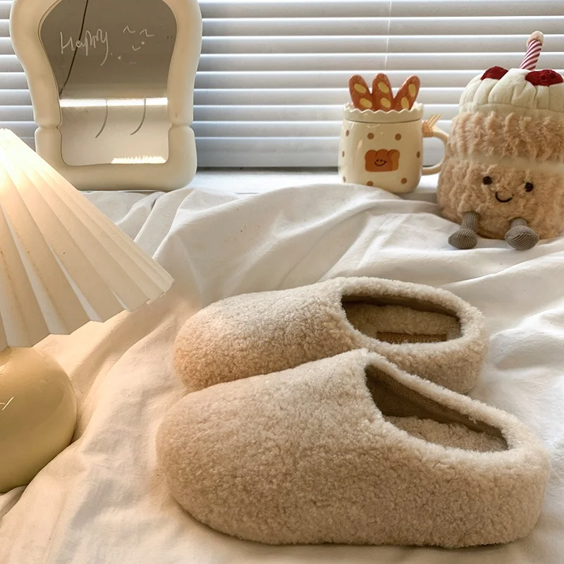 Birkent Style Women's Fur Lined Slip-On Slippers Thick Heel Cotton Slippers Korean Style Flat Heel Rubber Outsole Daily Wear
Birkent Style Women's Fur Lined Slip-On Slippers Thick Heel Cotton Slippers Korean Style Flat Heel Rubber Outsole Daily Wear
