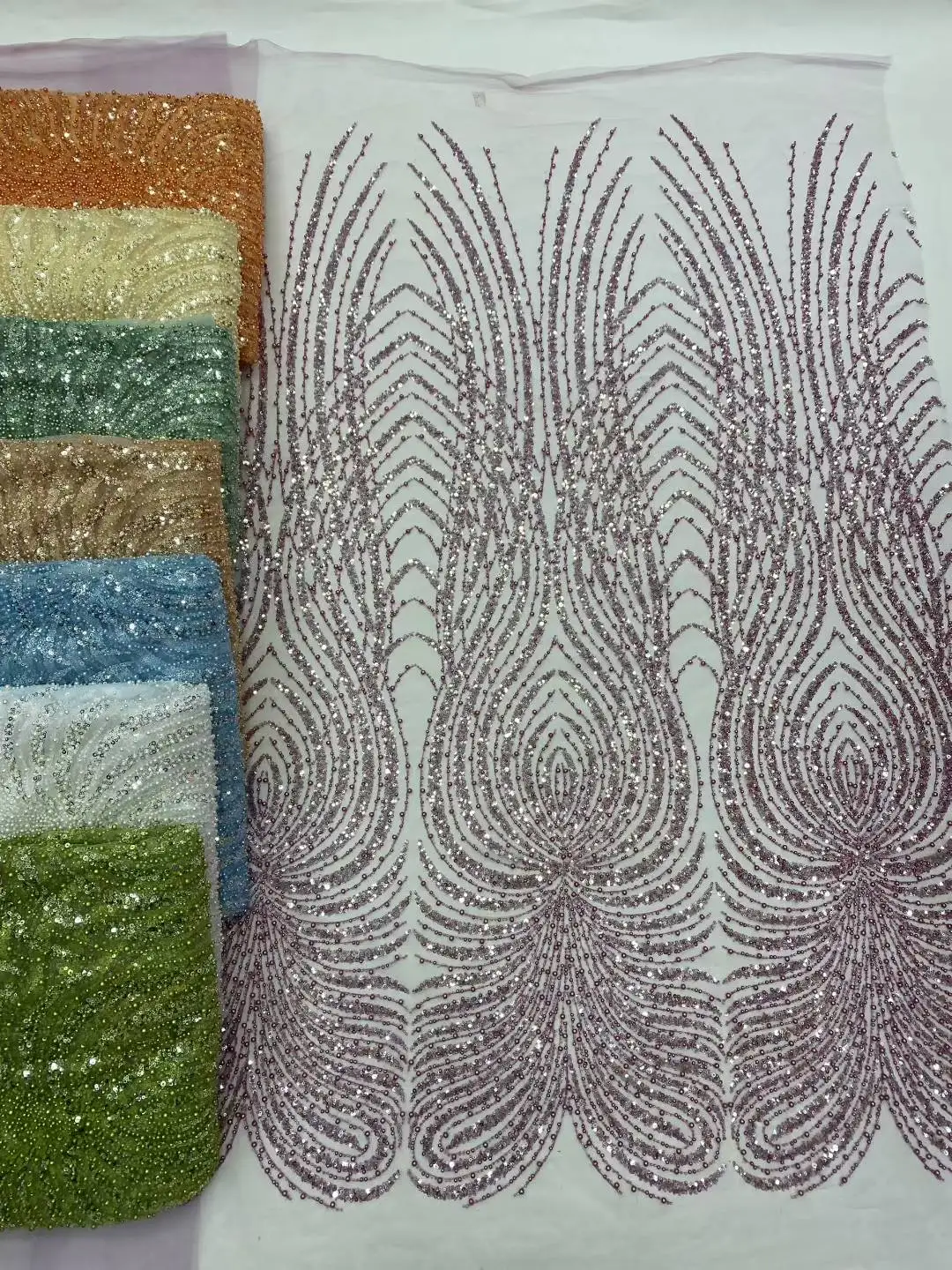 Свадебная сетчатая кружевная ткань с бусинами и жемчугом, модная свадебная тюлевая кружевная ткань для изготовления женского платья DPW25071602
Свадебная сетчатая кружевная ткань с бусинами и жемчугом, модная свадебная тюлевая кружевная ткань для изготовления женского платья DPW25071602