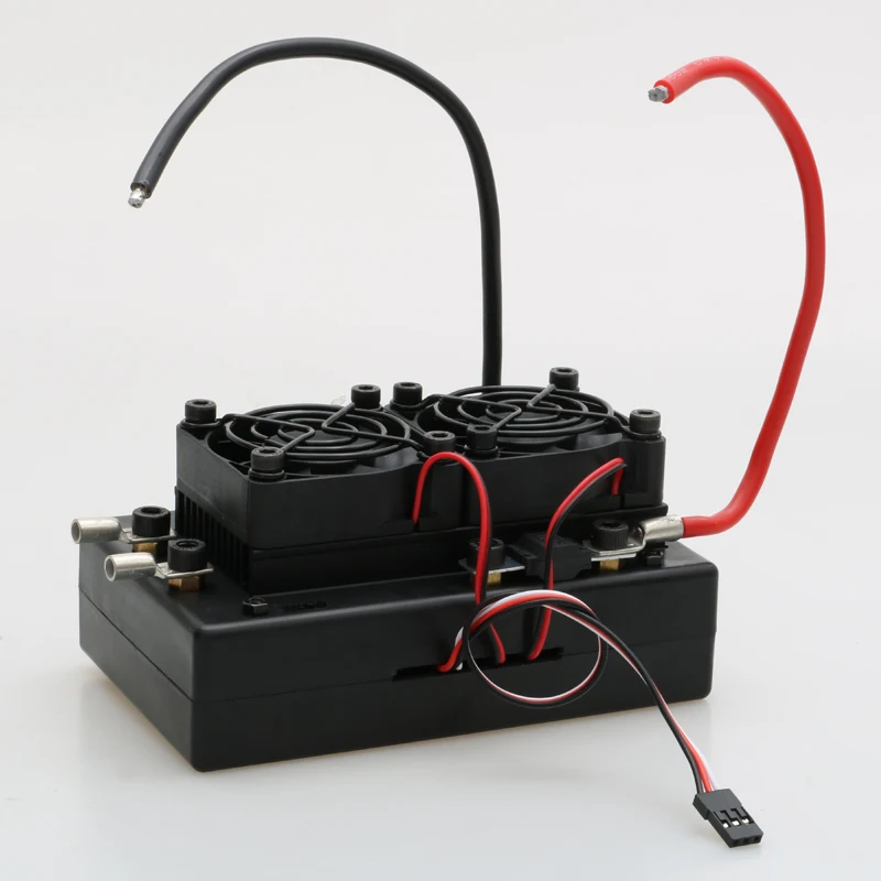 1PCS For RC Tug Boat 12V-33V 200A Bidirectional Brushed ESC Built-in 5V 3A UBEC Support 3S-7S Motor 800W-1000W Outboard Engine
1PCS For RC Tug Boat 12V-33V 200A Bidirectional Brushed ESC Built-in 5V 3A UBEC Support 3S-7S Motor 800W-1000W Outboard Engine