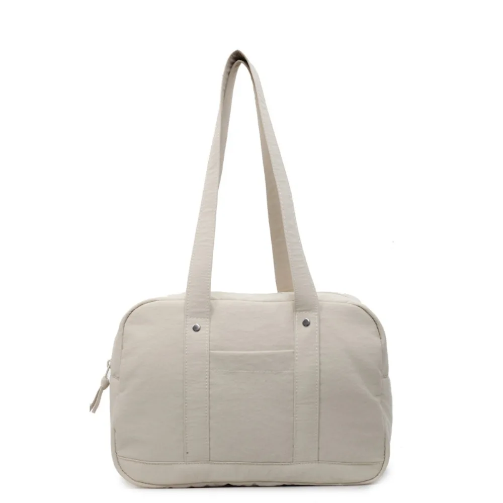 Простая женская сумка на плечо в корейском стиле, однотонная, большая вместительная, повседневная сумка для подмышек, простая большая сумка для офисного работника
Простая женская сумка на плечо в корейском стиле, однотонная, большая вместительная, повседневная сумка для подмышек, простая большая сумка для офисного работника