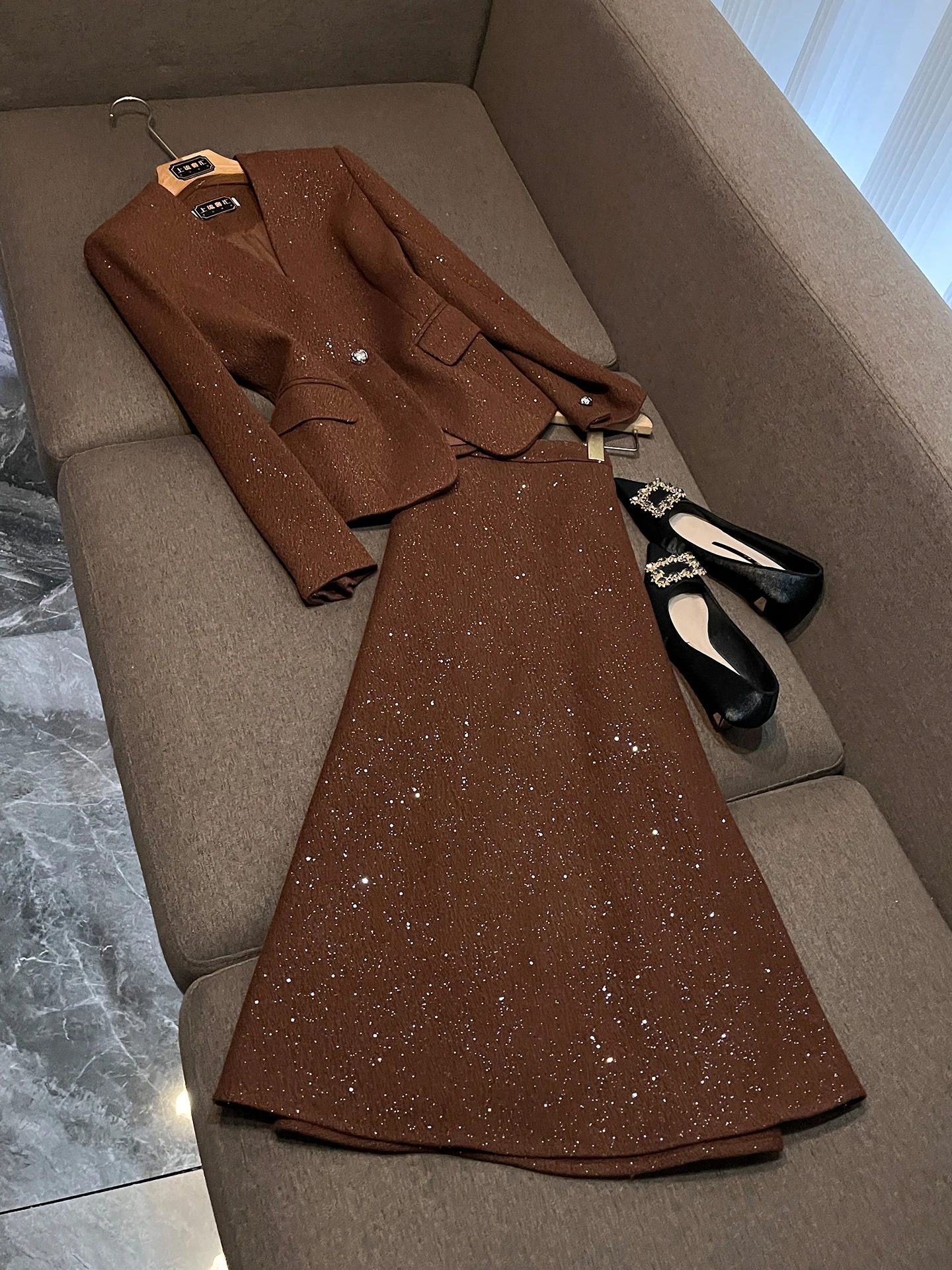 Ele Profional Suit Set High-End Formal Ocn Women's Faion Spring 2026 New Arrival Z836 Name Lady Godd Sle
Ele Profional Suit Set High-End Formal Ocn Women's Faion Spring 2026 New Arrival Z836 Name Lady Godd Sle