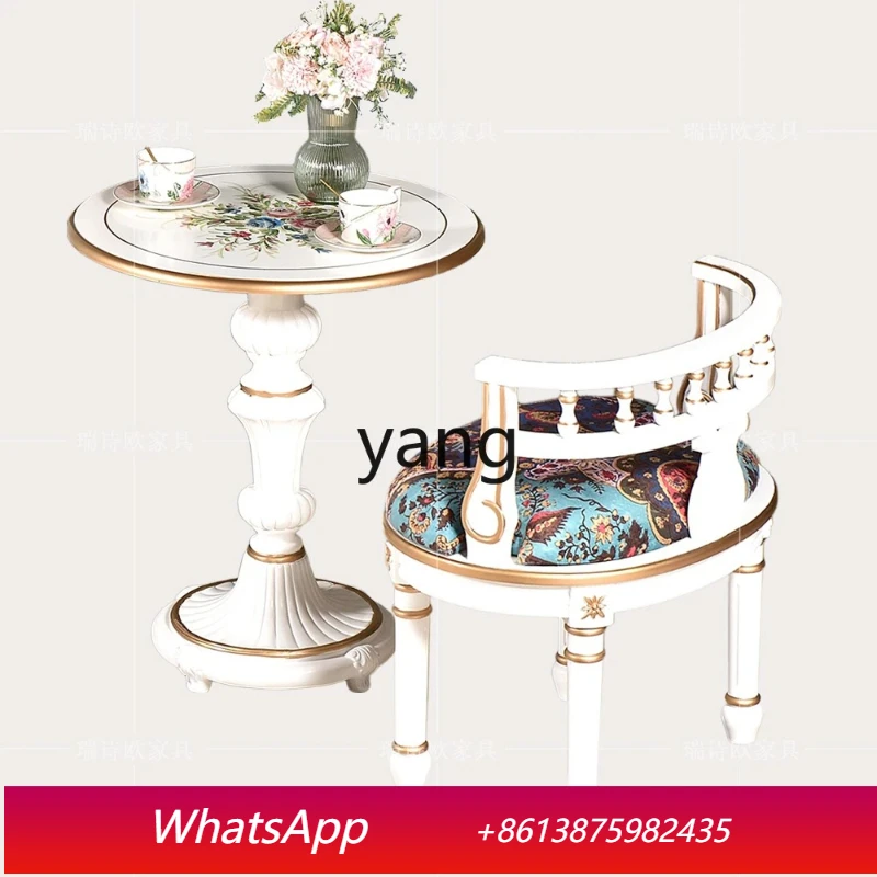 Садовый комплект мебели LTT: уличный диван-кресло, круглый стол с покрытием, несколько комбинированных садовых стульев.
Садовый комплект мебели LTT: уличный диван-кресло, круглый стол с покрытием, несколько комбинированных садовых стульев.