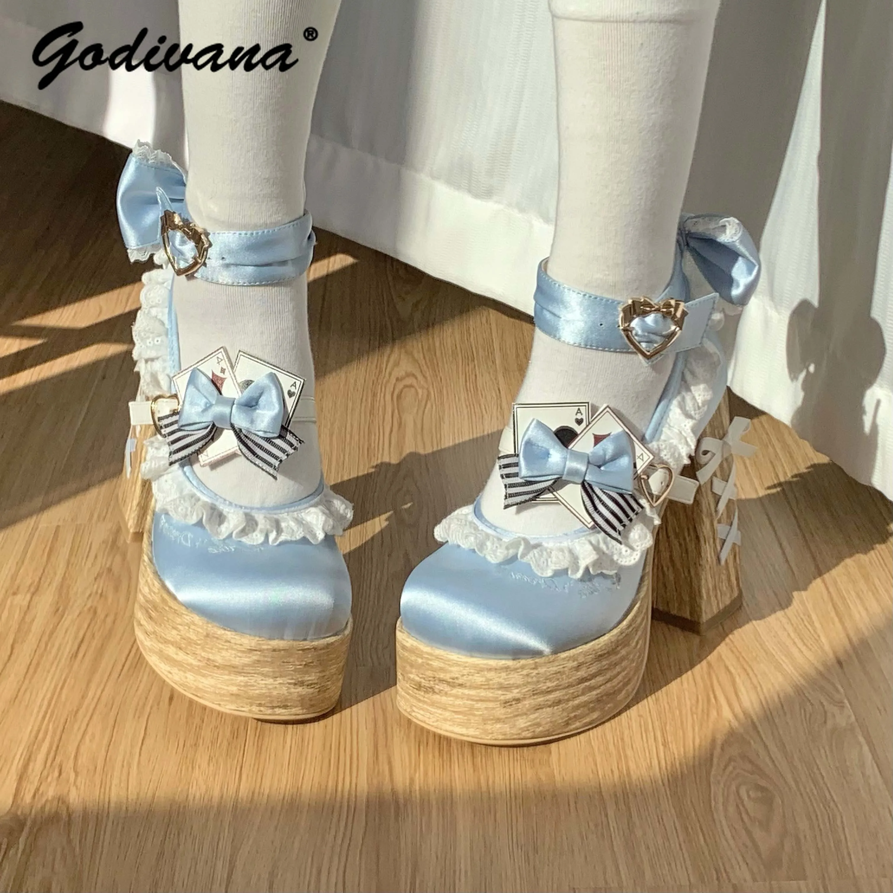 Original Retro Girls Pump High Heels 2025 New Spring Thick Bottom Satin Lace Bow Lolita Lace-up Satin Mary Janes Shoes
Original Retro Girls Pump High Heels 2025 New Spring Thick Bottom Satin Lace Bow Lolita Lace-up Satin Mary Janes Shoes