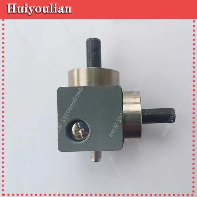90 degree commutator right angle gear steering gear small bevel gearbox bevel gear speed ratio 1:1 -lbw095
90 degree commutator right angle gear steering gear small bevel gearbox bevel gear speed ratio 1:1 -lbw095