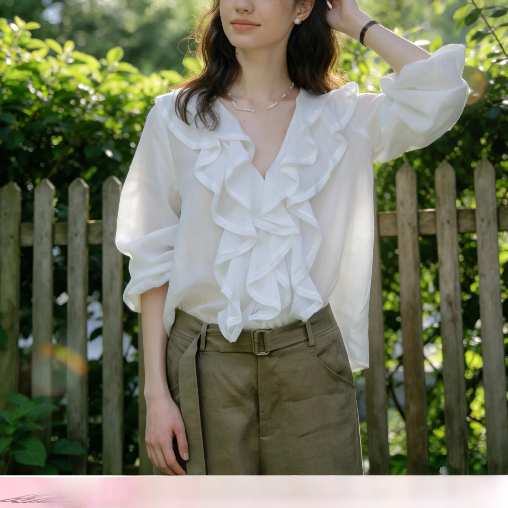 Sun Protection Sleeveless V-neck Tunic Top Women's Summer Fashion Airy Loose Fit Long Sleeve Open Cardigan Style Linen Shirt
Sun Protection Sleeveless V-neck Tunic Top Women's Summer Fashion Airy Loose Fit Long Sleeve Open Cardigan Style Linen Shirt