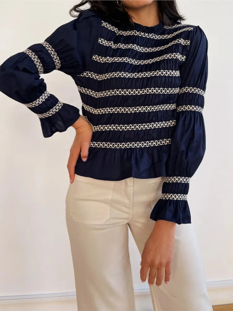 2026 Spring Long Sleeve Top T Shirt Tee High Neck Blusas Simple Style Casual Sweet Slim Bottoming Shirt Pleated Women's Clothing
2026 Spring Long Sleeve Top T Shirt Tee High Neck Blusas Simple Style Casual Sweet Slim Bottoming Shirt Pleated Women's Clothing