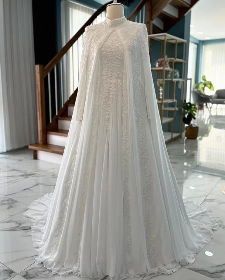 Gelinlik White Sparkly Muslim Caftan Wedding Dresses with Cape Applique Lace Customsized Morocco Bridal Gown Garment
Gelinlik White Sparkly Muslim Caftan Wedding Dresses with Cape Applique Lace Customsized Morocco Bridal Gown Garment