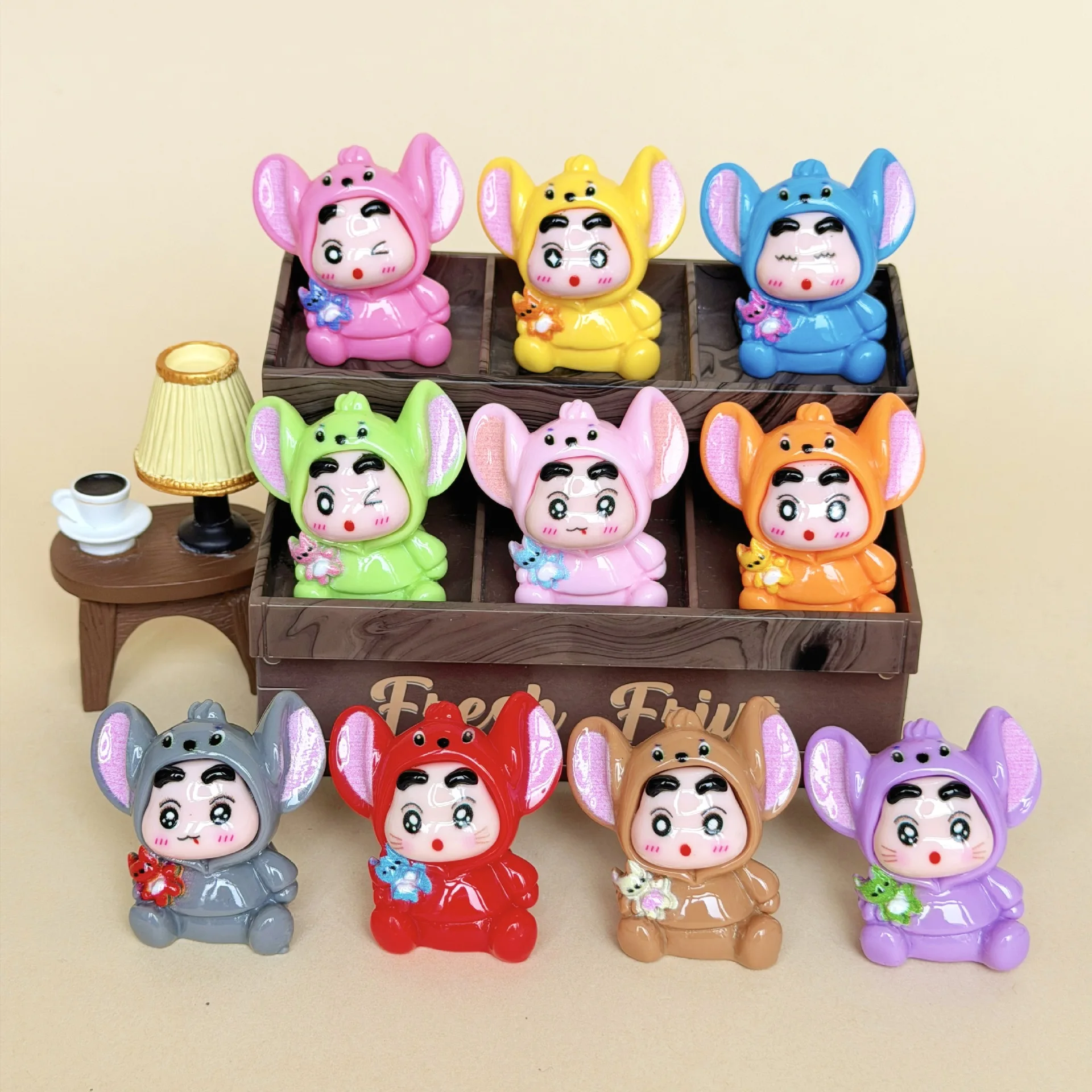 10 шт., карандаш Шин-тян, орнамент, фигурка, модель игрушки, декор для стола, орнамент, подарки
10 шт., карандаш Шин-тян, орнамент, фигурка, модель игрушки, декор для стола, орнамент, подарки