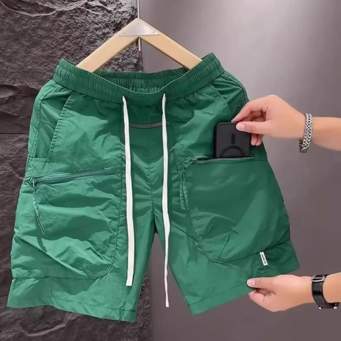 Summer New Men's Quick Dry Pocket Zipper Workwear Shorts Loose Thin Style Five-Point Mid-Pants Casual Straight Leg Trousers
Summer New Men's Quick Dry Pocket Zipper Workwear Shorts Loose Thin Style Five-Point Mid-Pants Casual Straight Leg Trousers