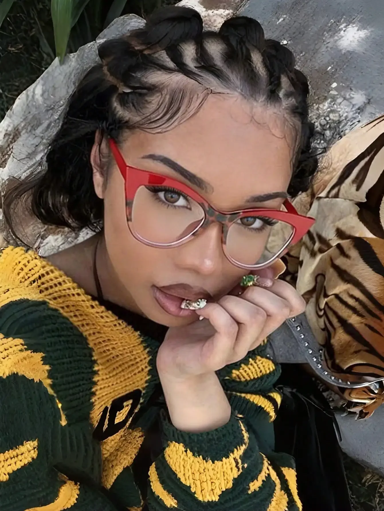 1 Pair Dual-Tone Cat Eye Fashion Eyeglasses Frame, Transparent Lens Casual Glasses For Women, Suitable For Daily Wear, Reading,
1 Pair Dual-Tone Cat Eye Fashion Eyeglasses Frame, Transparent Lens Casual Glasses For Women, Suitable For Daily Wear, Reading,
