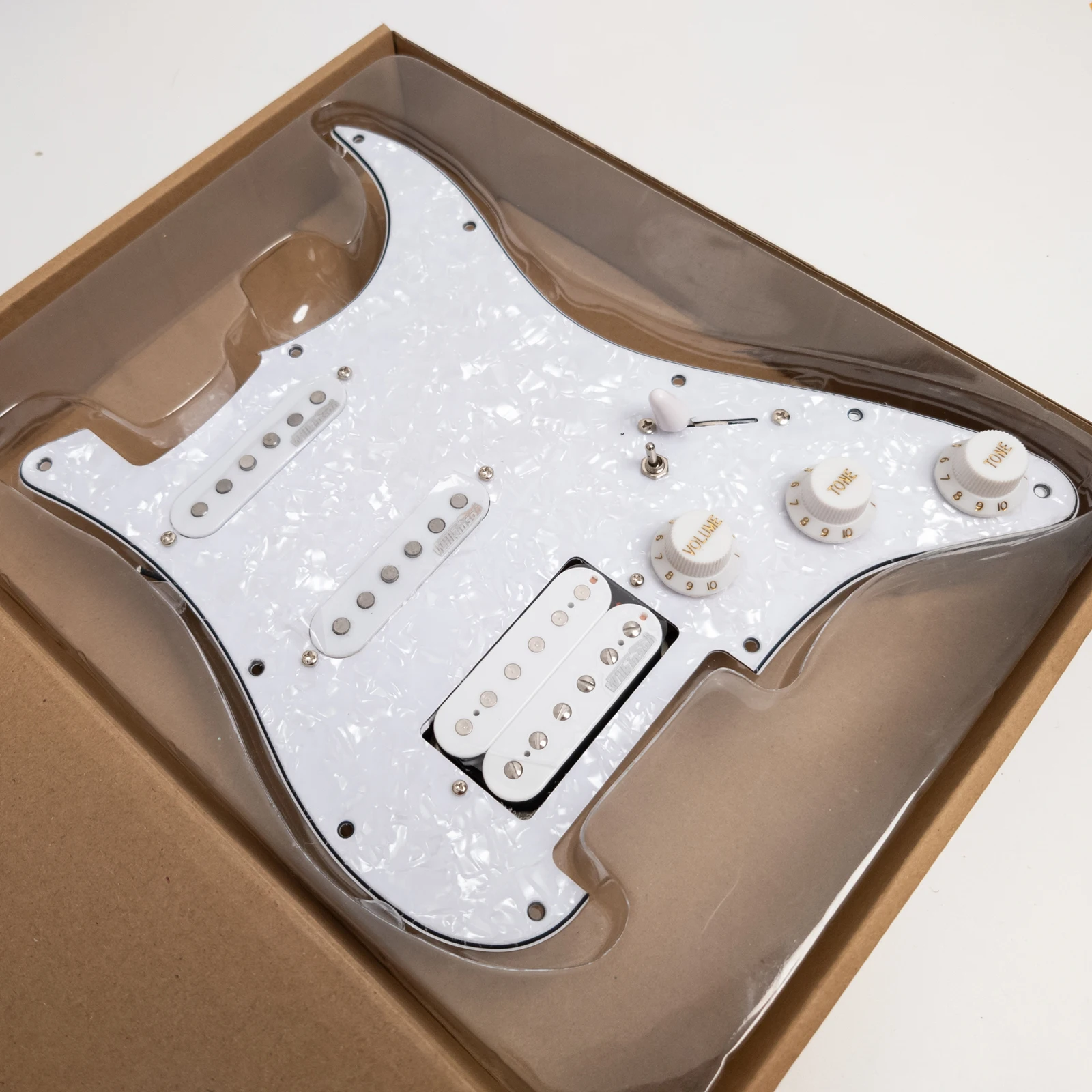 SSH Guitar Prewired Loaded Pickguard Set,with Alnico 5 Humbucker Pickups Set for ST Guitar Electric Guitars Replacement Parts
SSH Guitar Prewired Loaded Pickguard Set,with Alnico 5 Humbucker Pickups Set for ST Guitar Electric Guitars Replacement Parts