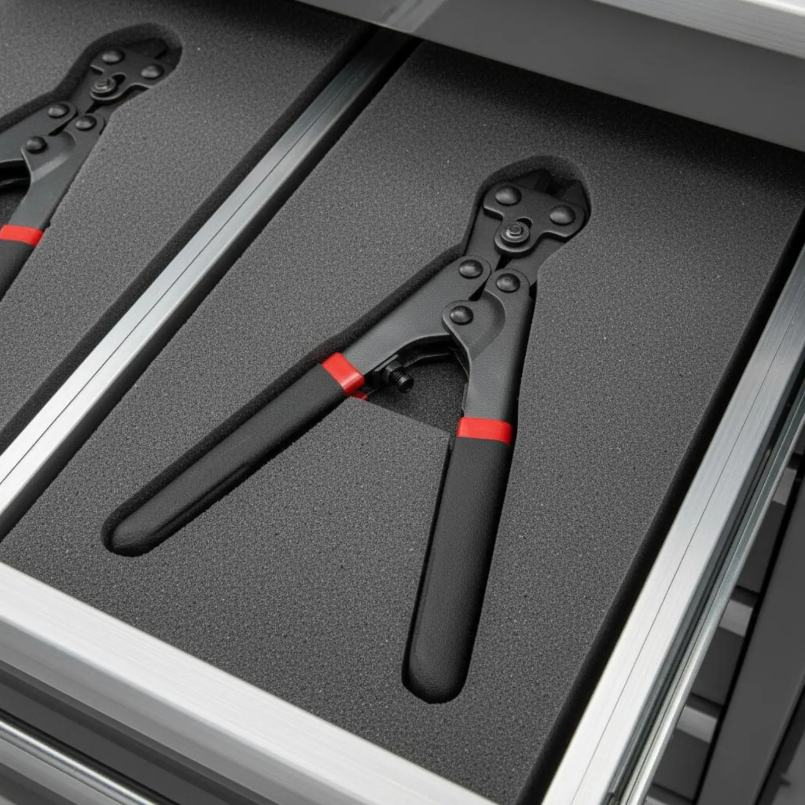 Aluminum Sleeve Crimper Industrial Grade Cable Crimping Pliers Manual Crimping Pliers Labor Saving Cable Crimper Cutter
Aluminum Sleeve Crimper Industrial Grade Cable Crimping Pliers Manual Crimping Pliers Labor Saving Cable Crimper Cutter