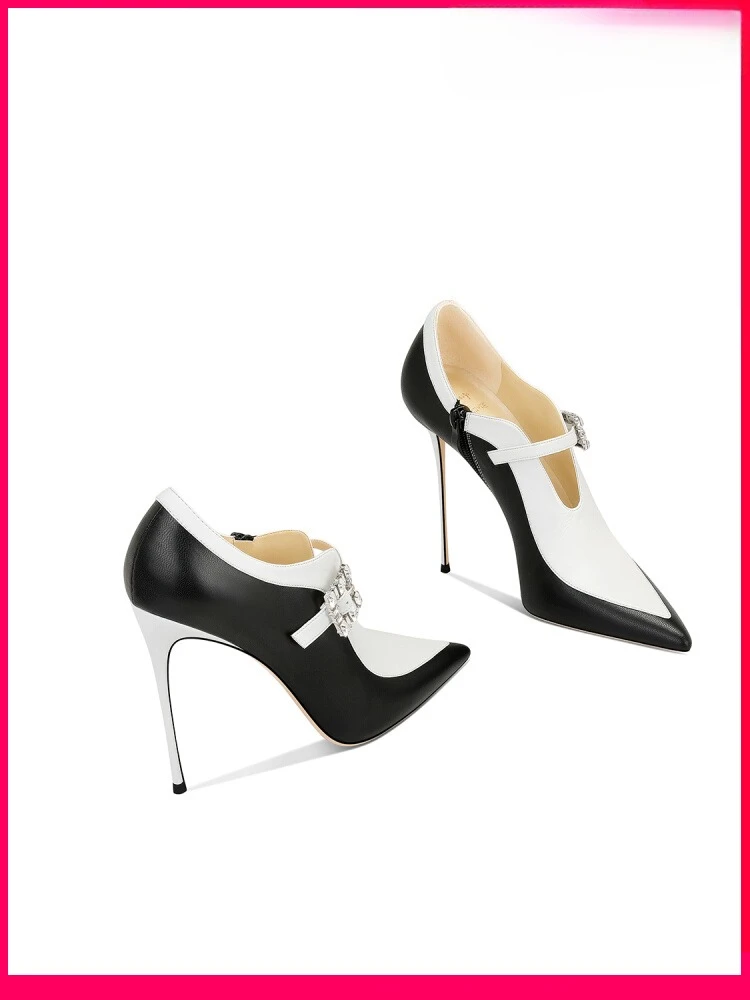 Spring and Autumn New Women's High Heels Leather Pointed Heel Black and White Fashion Trend Women's Shoes
Spring and Autumn New Women's High Heels Leather Pointed Heel Black and White Fashion Trend Women's Shoes