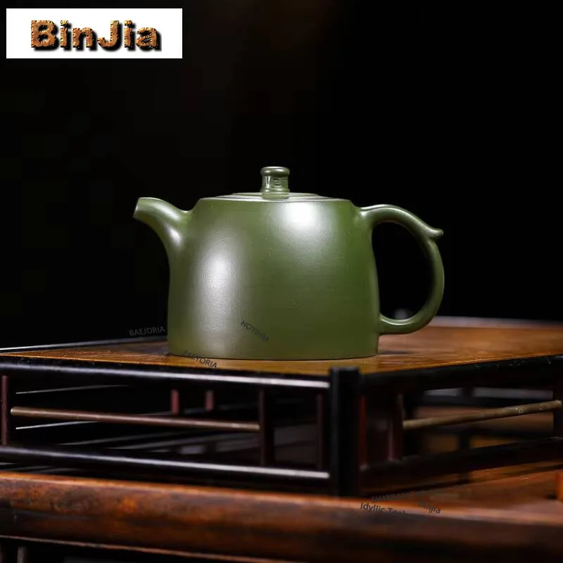 240ml Creative Yixing Purple Clay Teapots Handmade Pot Raw Ore Emerald Green Mud Kettle Chinese Zisha Tea Set Teaware Decoration
240ml Creative Yixing Purple Clay Teapots Handmade Pot Raw Ore Emerald Green Mud Kettle Chinese Zisha Tea Set Teaware Decoration