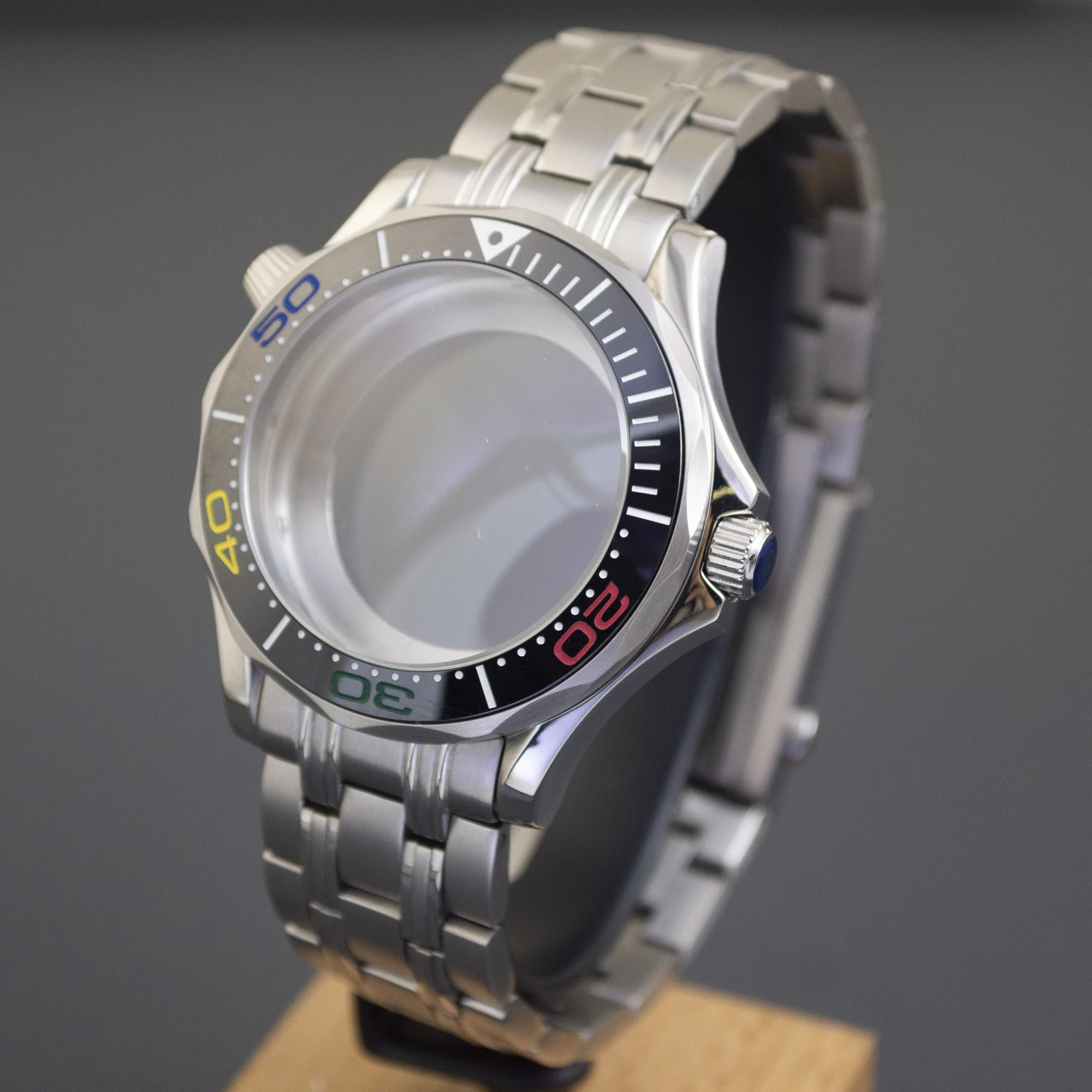 41mm Watch Case Solid 316L Stainless Steel 10ATM Waterproof Fit NH35/NH36 Automatic Movement For Seamaster 300 Case Watch Parts
41mm Watch Case Solid 316L Stainless Steel 10ATM Waterproof Fit NH35/NH36 Automatic Movement For Seamaster 300 Case Watch Parts