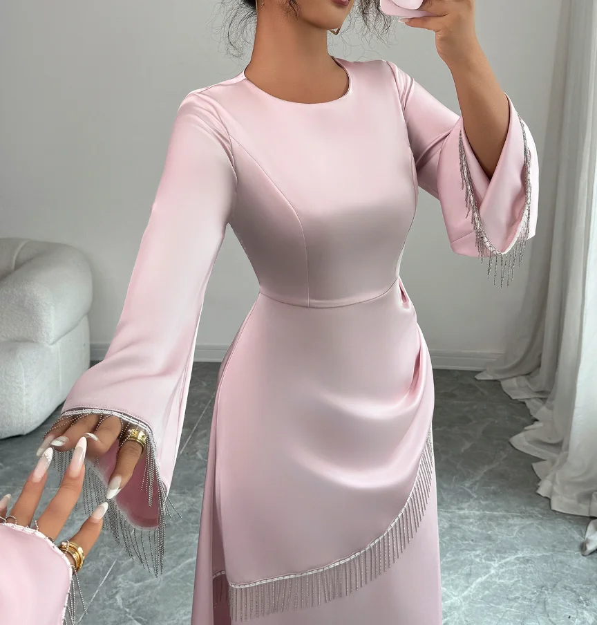 2025 Women's Fashion Spring and Summer Latest Hot Selling Dresses Chic Hot Girl Minimalist Style High-End Long Sleeved Dress
2025 Women's Fashion Spring and Summer Latest Hot Selling Dresses Chic Hot Girl Minimalist Style High-End Long Sleeved Dress