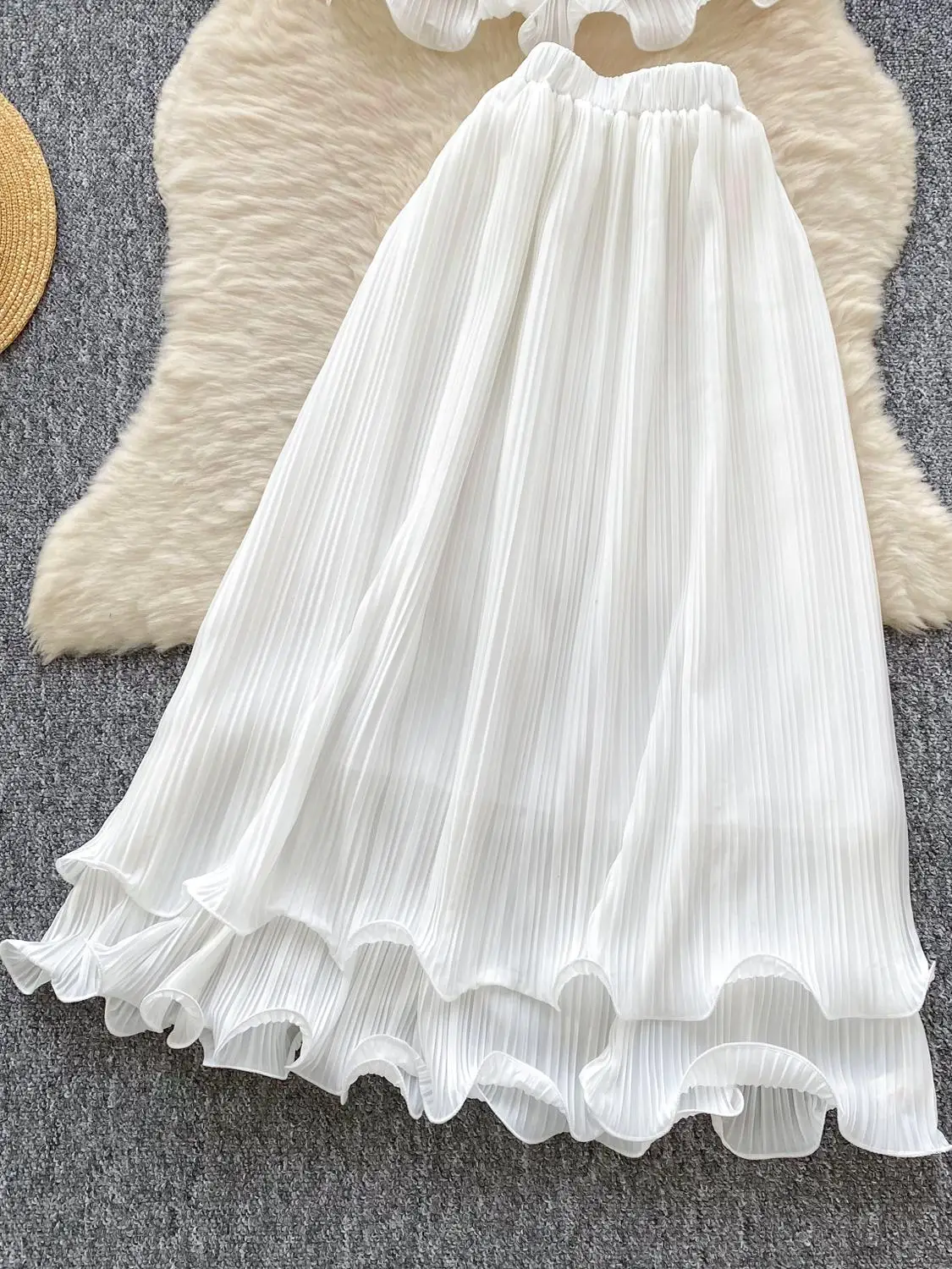 Fairy Vaion Set 2025 New Gentle Wind Strap Top High Waist Pleated f Skirt Faionable Women's Ensemble Spring Collection
Fairy Vaion Set 2025 New Gentle Wind Strap Top High Waist Pleated f Skirt Faionable Women's Ensemble Spring Collection