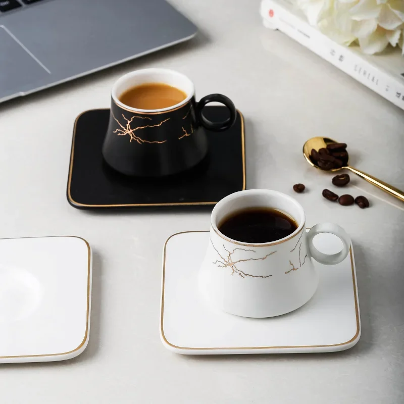 80ml Mini Espresso Cups and Saucers Pink Black White Grey Gold Rim Ceramic Coffee Cup Set Nordic Home Decor Kitchen Tableware
80ml Mini Espresso Cups and Saucers Pink Black White Grey Gold Rim Ceramic Coffee Cup Set Nordic Home Decor Kitchen Tableware