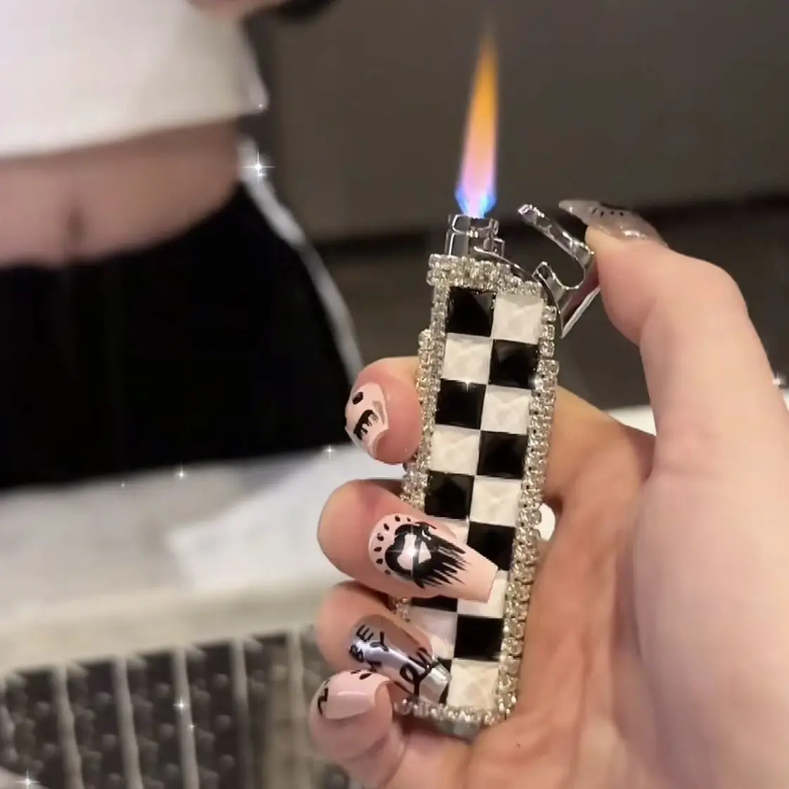 2025 New Popular Fashion Handmade Diamond Set Lighter Portable Creative Personalized Windproof Cigarette Lighter Women's Gift
2025 New Popular Fashion Handmade Diamond Set Lighter Portable Creative Personalized Windproof Cigarette Lighter Women's Gift