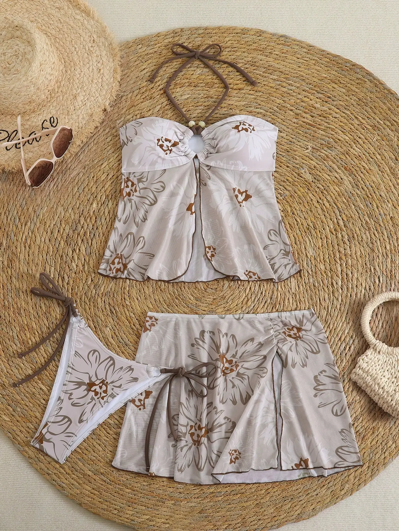 Sexy Floral Print Mesh Halter Neck 3 Piece Bikini Set For Beach Pool Party
Sexy Floral Print Mesh Halter Neck 3 Piece Bikini Set For Beach Pool Party