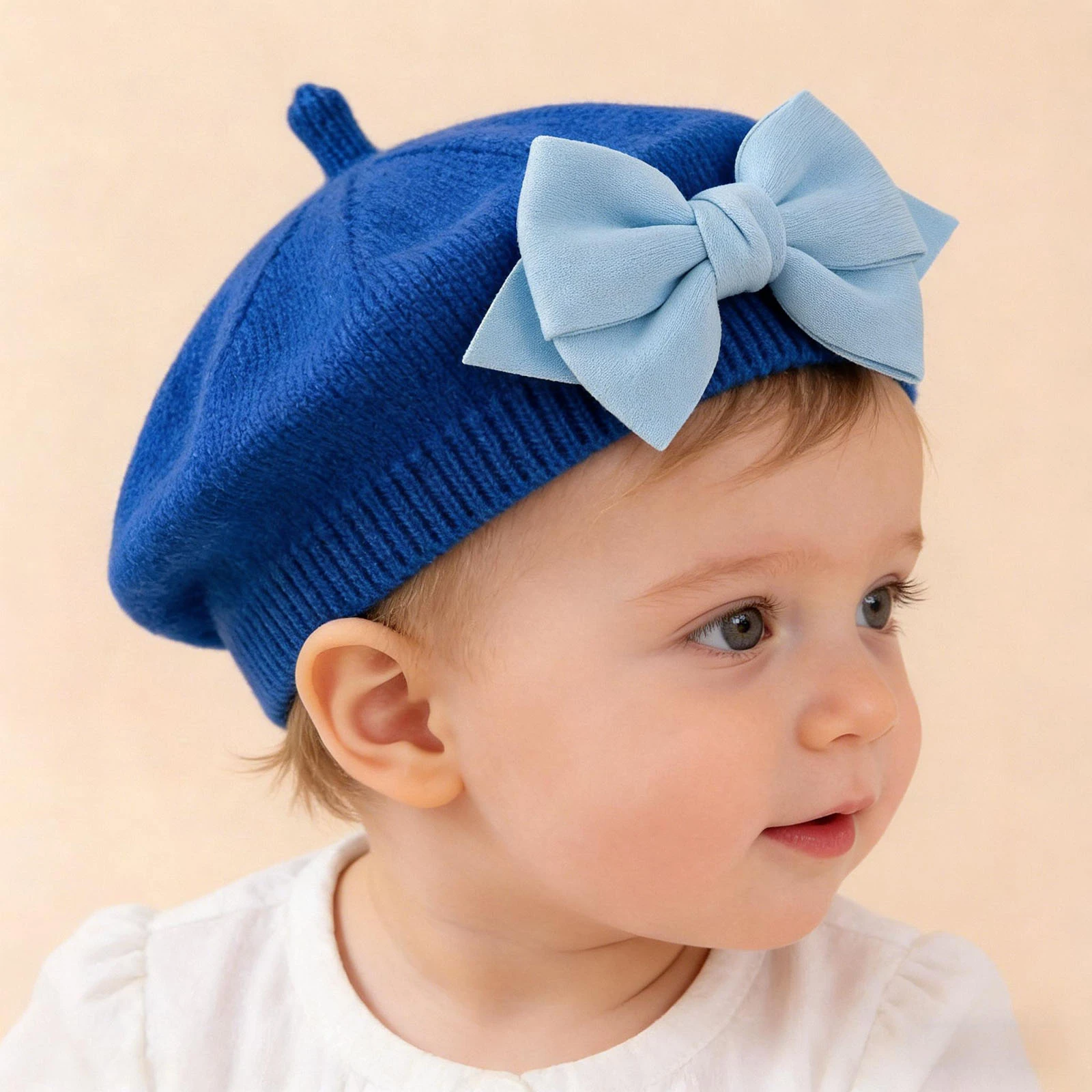 Модные вязаные береты для маленьких девочек с бантиками, милые шапки-бини в стиле художника для зимы и осени
Модные вязаные береты для маленьких девочек с бантиками, милые шапки-бини в стиле художника для зимы и осени