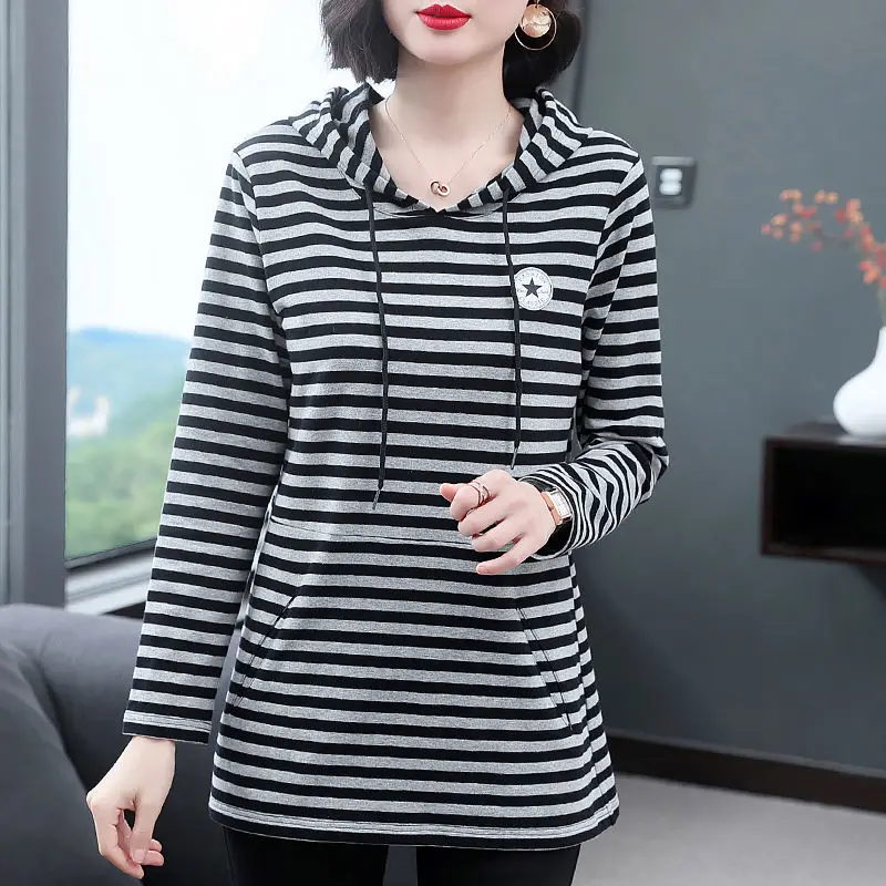 Fashion Commuter Top Autumn and Winter New Simplicity Pocket Stripe Print Drawstring Long Sleeve Temperament Versatile Hoodie
Fashion Commuter Top Autumn and Winter New Simplicity Pocket Stripe Print Drawstring Long Sleeve Temperament Versatile Hoodie