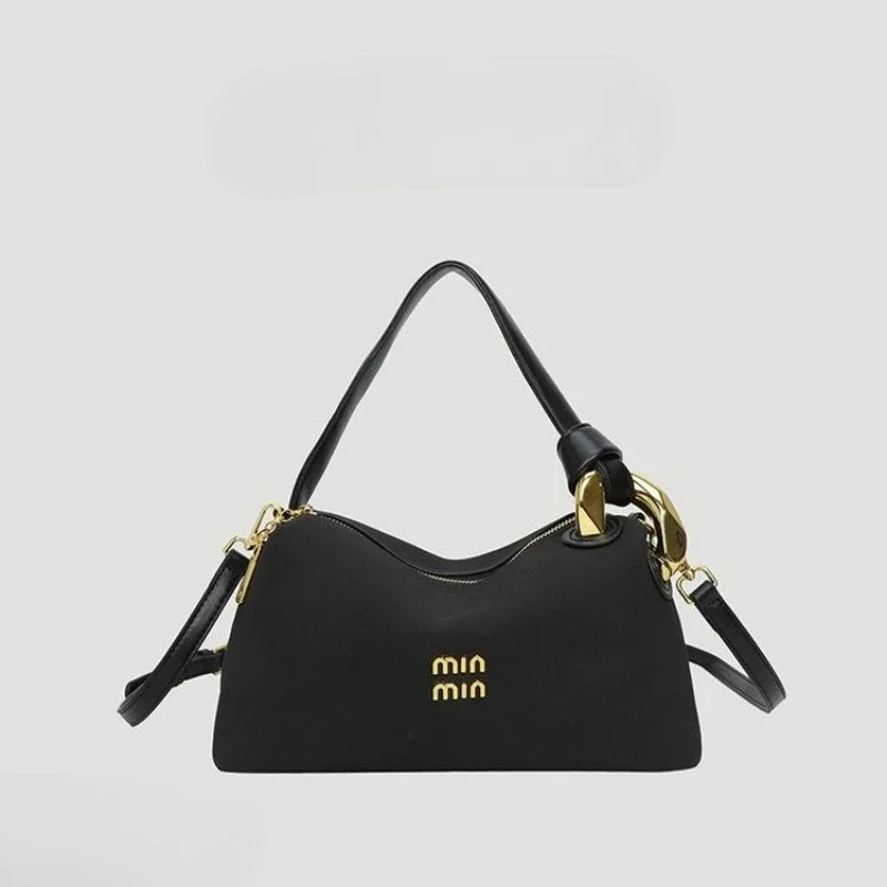 Modern One Shoulder Handbag 2025 New Model Elegant Design Travel Work Ladies Crossbody Durable Practical Stylish Exquisite
Modern One Shoulder Handbag 2025 New Model Elegant Design Travel Work Ladies Crossbody Durable Practical Stylish Exquisite