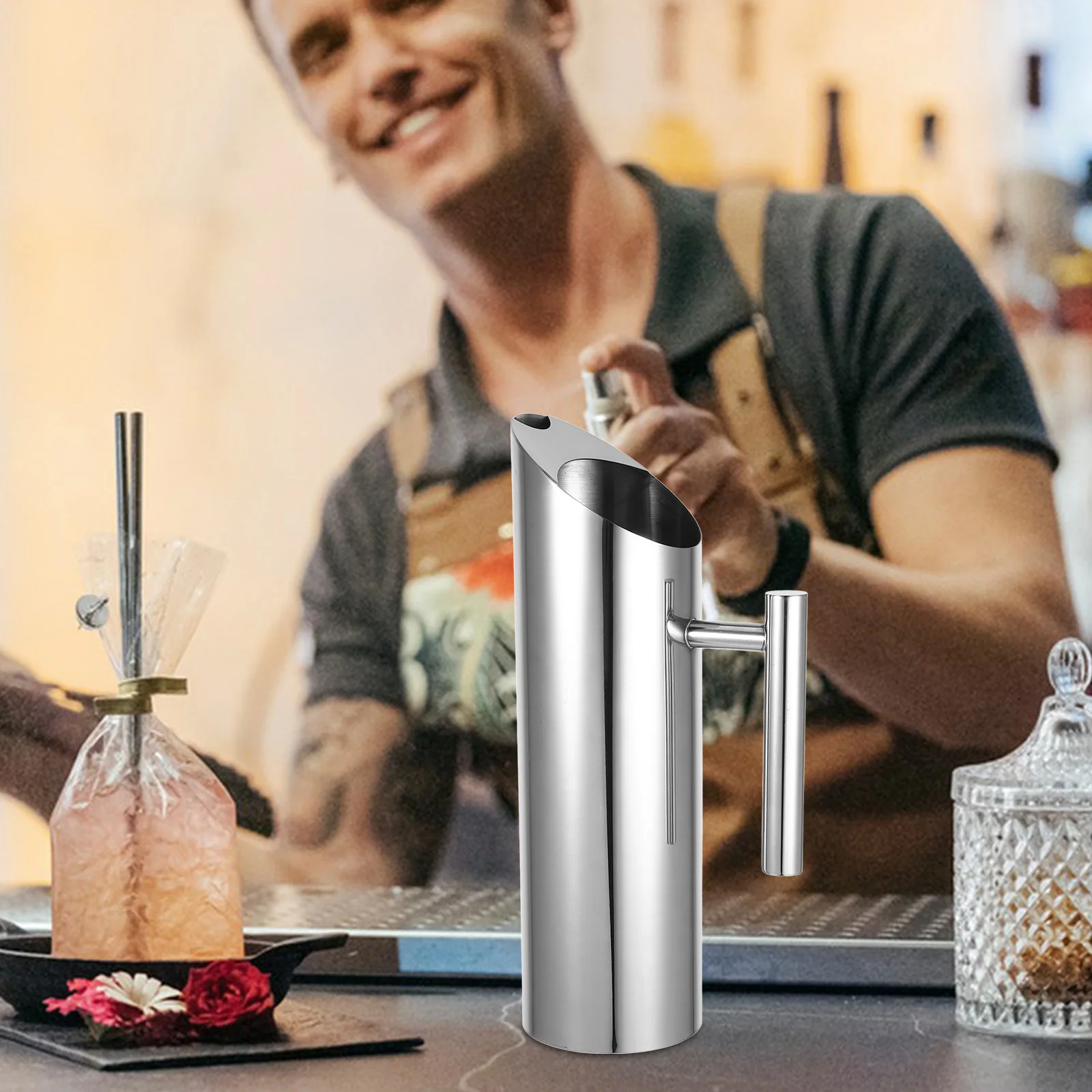 Stainless Steel Pitcher Juice Jug Cold Restaurant Large Capacity Glass Metal Water Container Reusable Kettle Tea
Stainless Steel Pitcher Juice Jug Cold Restaurant Large Capacity Glass Metal Water Container Reusable Kettle Tea